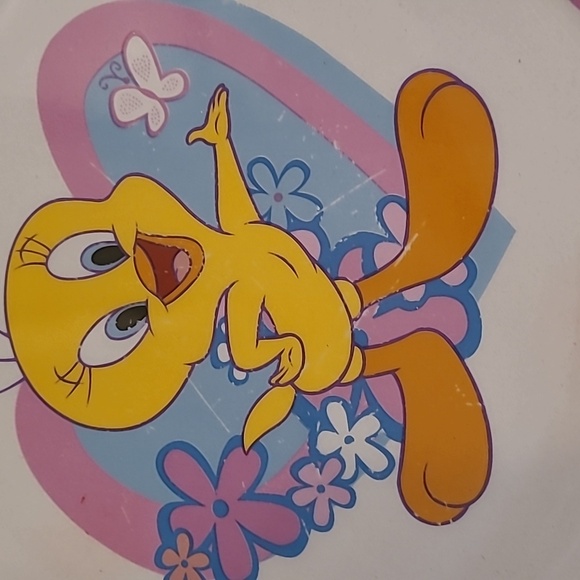 Gibson Looney Tunes tweety bird hearts/flowers plates, bowls, and mugs - Picture 3 of 8